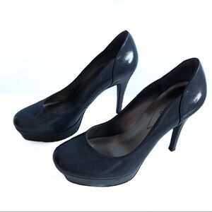 Guess platform heels dark gray